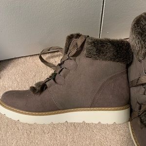 Woman’s Fur Bootie